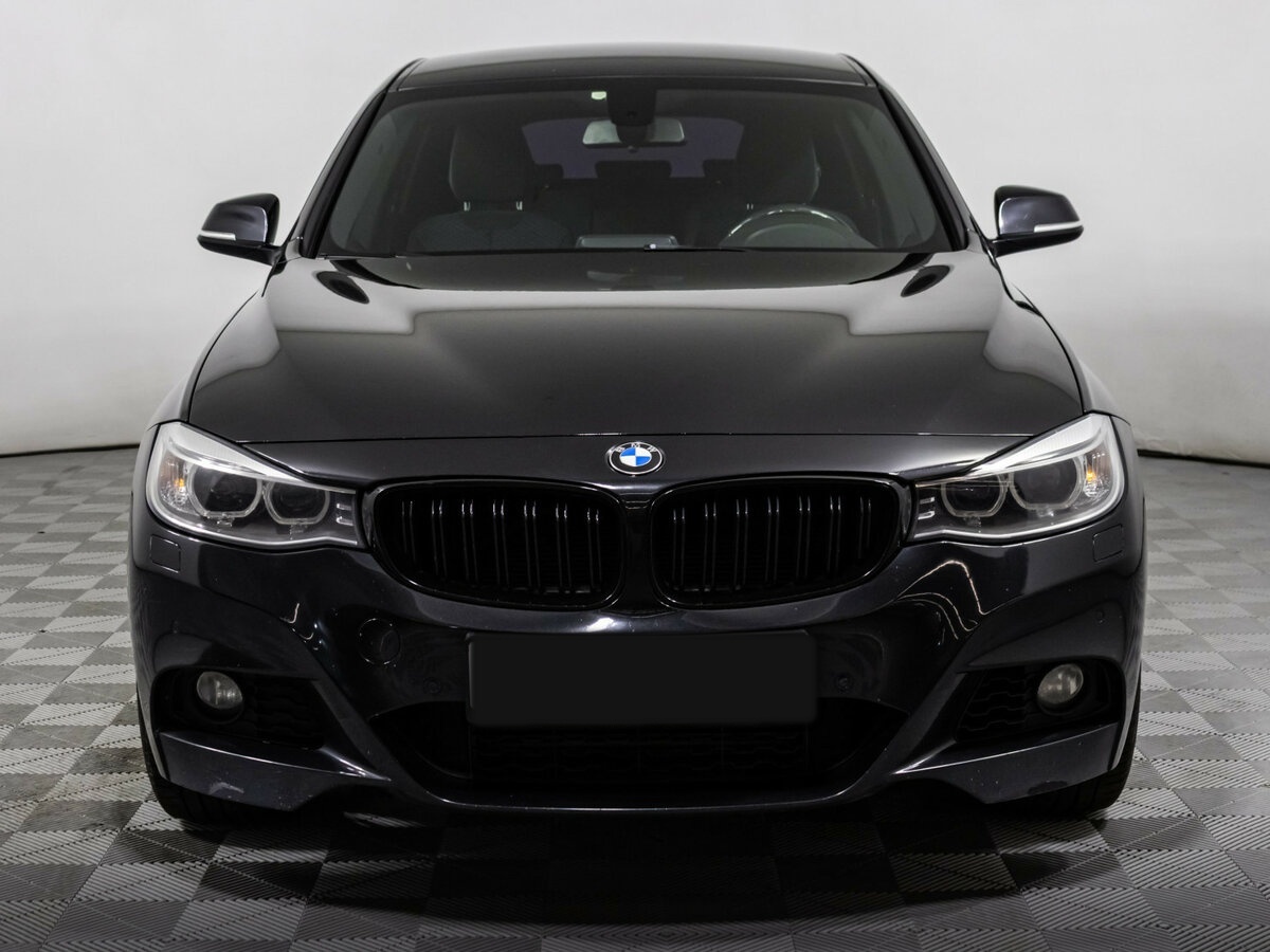 BMW 3 серии с пробегом — 2015 год. Фото: #1
