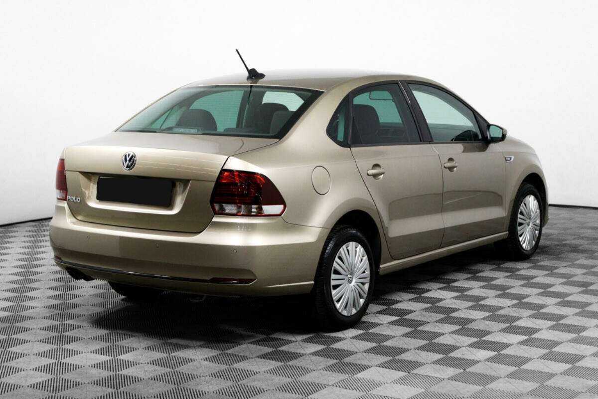 Volkswagen Polo с пробегом — 2019 год. Фото: #4