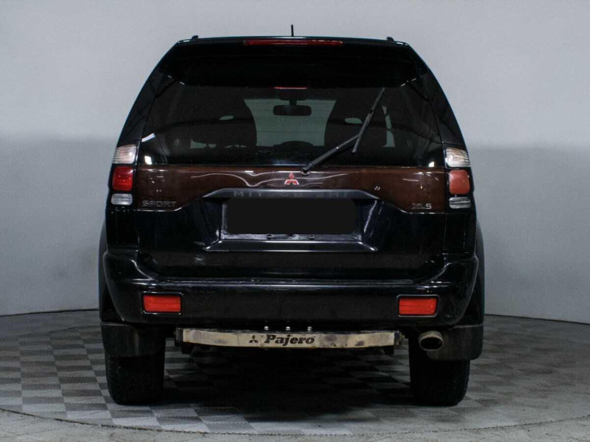 Mitsubishi Pajero Sport с пробегом — 2008 год. Фото: #5