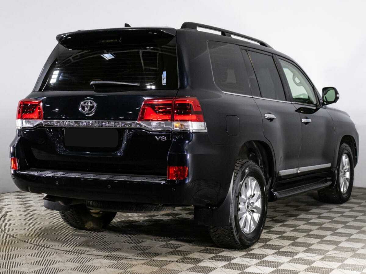 Toyota Land Cruiser с пробегом — 2018 год. Фото: #4