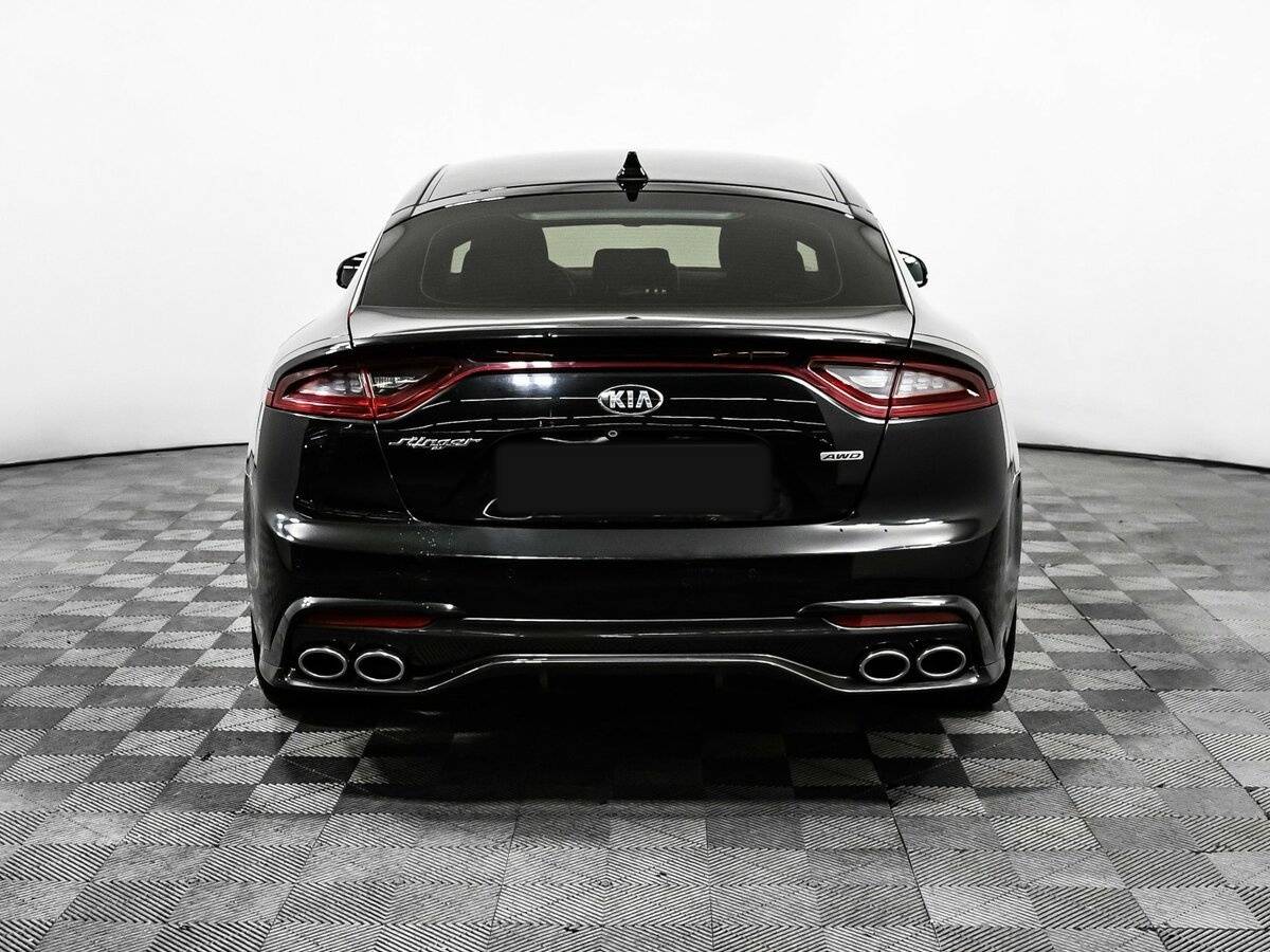Kia Stinger с пробегом — 2018 год. Фото: #5