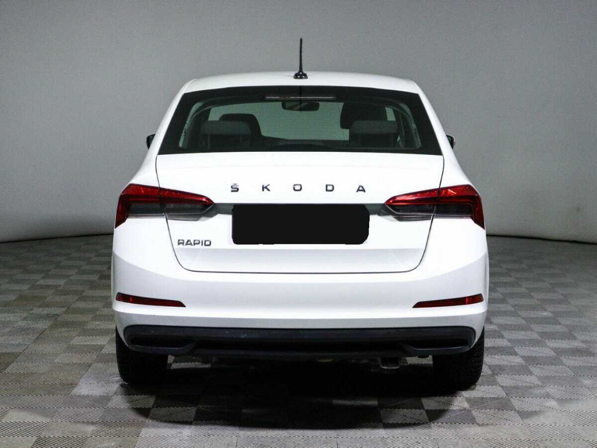 Skoda Rapid с пробегом — 2020 год. Фото: #5