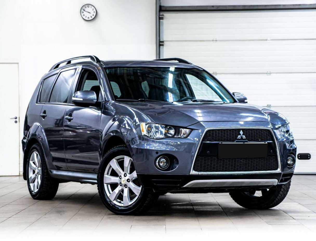 Mitsubishi Outlander с пробегом — 2011 год. Фото: #1