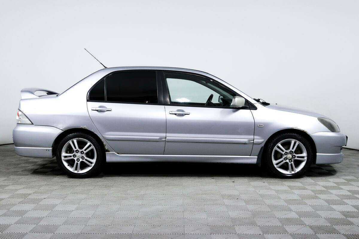 Mitsubishi Lancer с пробегом — 2005 год. Фото: #3