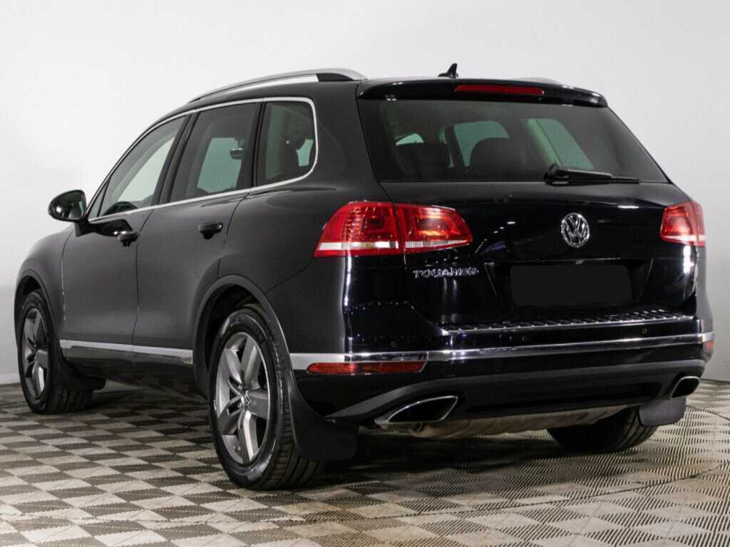 Volkswagen Touareg с пробегом — 2016 год. Фото: #3