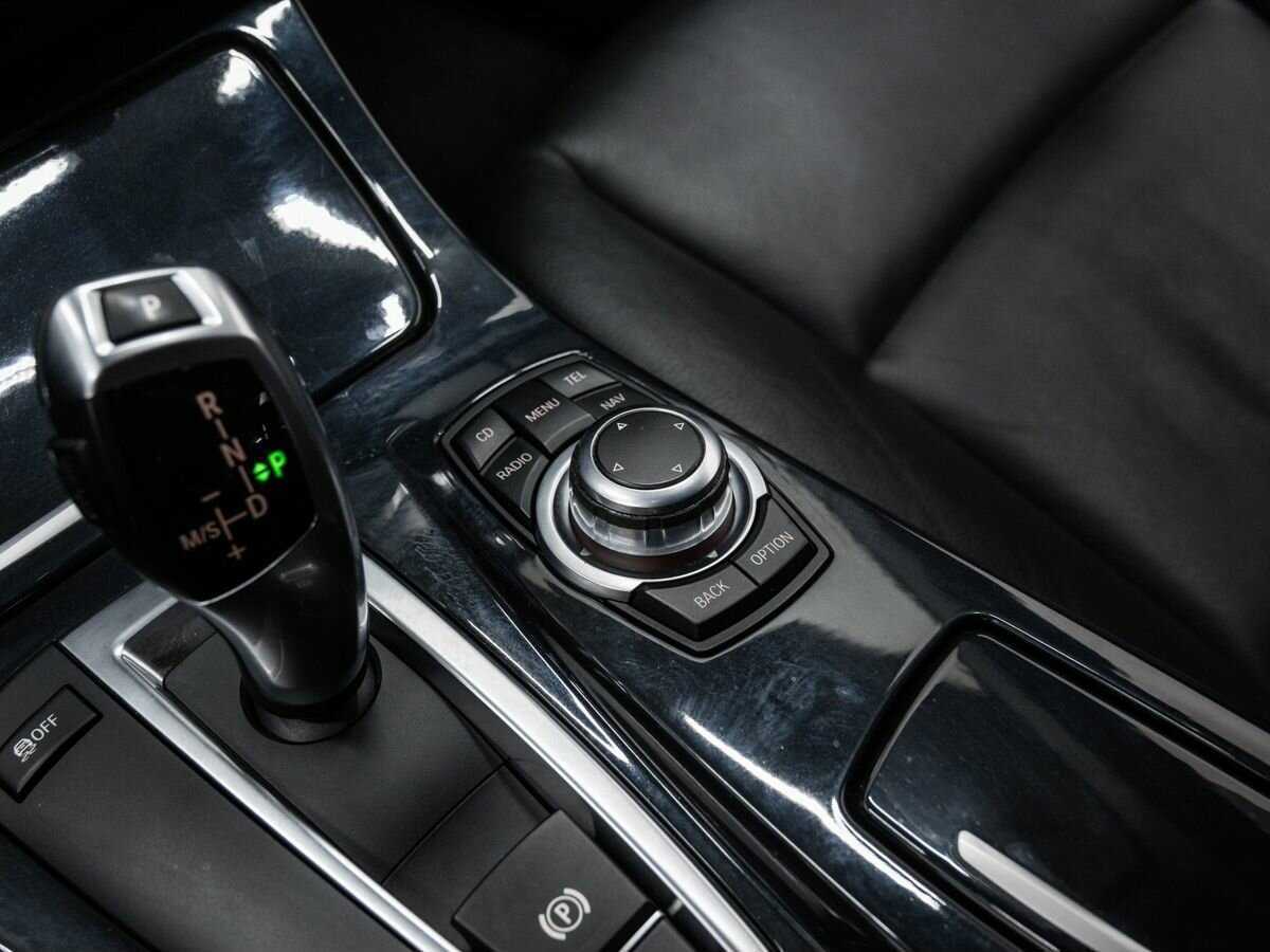 BMW 5 серии с пробегом — 2011 год. Фото: #17