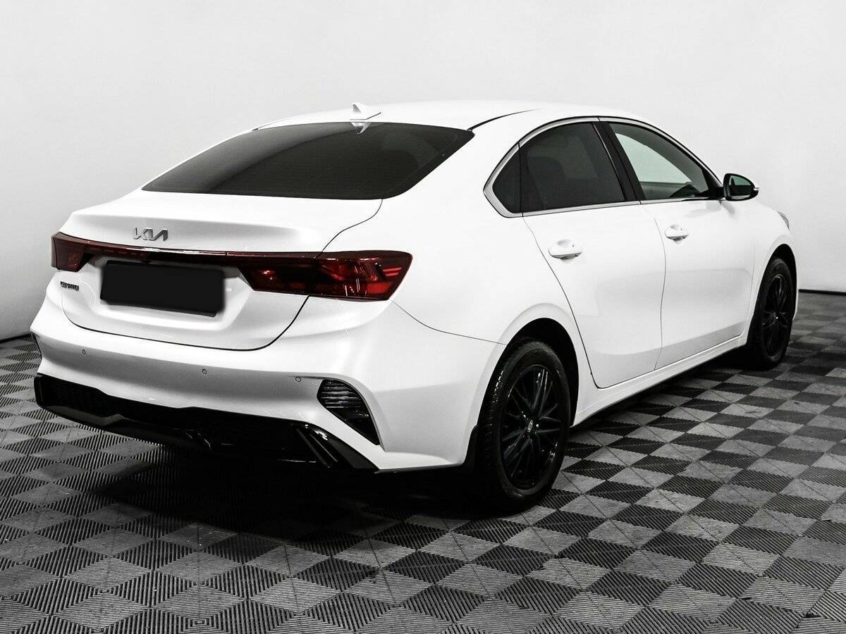 Kia Cerato с пробегом — 2022 год. Фото: #4