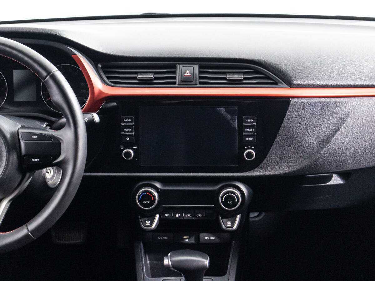 Kia Rio с пробегом — 2021 год. Фото: #13