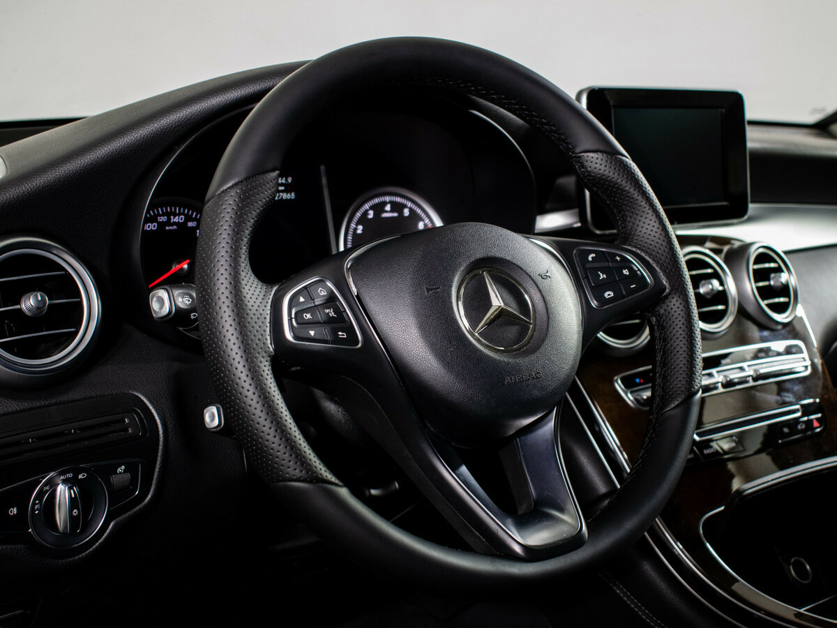 Mercedes-Benz GLC с пробегом — 2017 год. Фото: #13