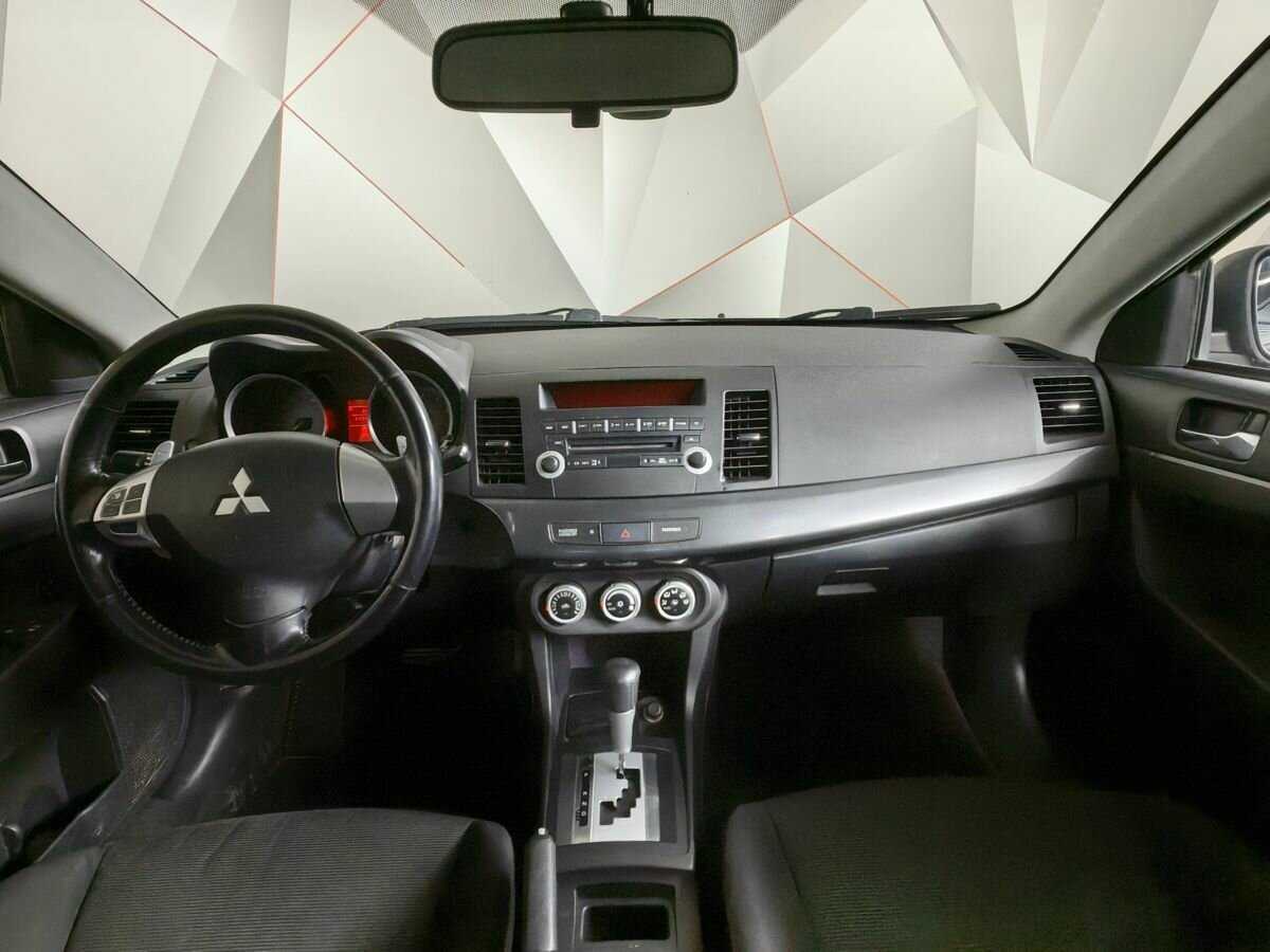 Mitsubishi Lancer с пробегом — 2008 год. Фото: #9