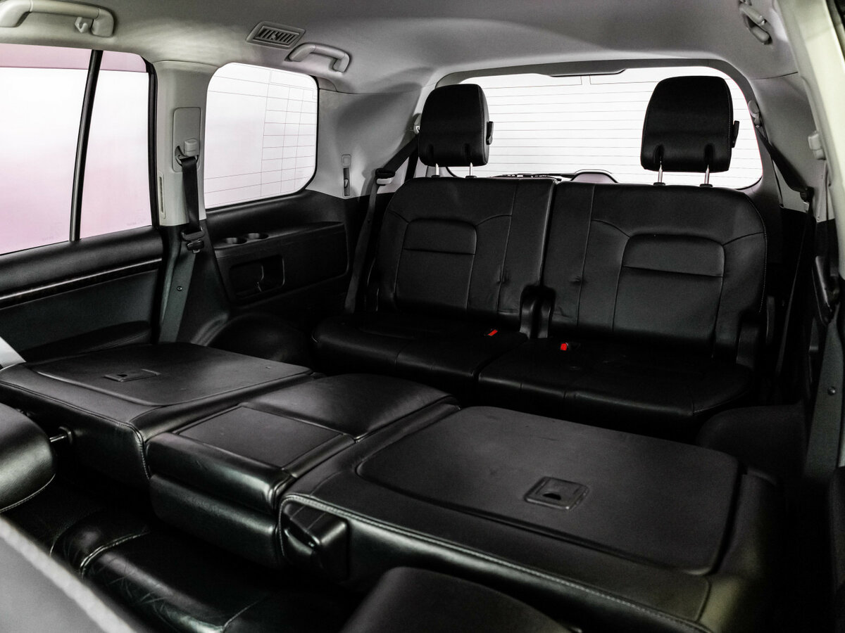 Toyota Land Cruiser с пробегом — 2012 год. Фото: #23