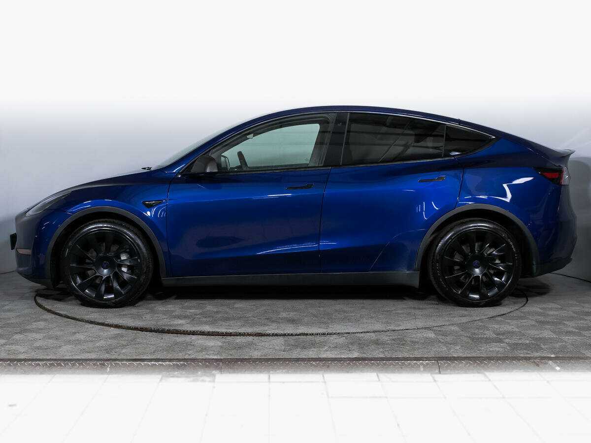 Tesla Model Y с пробегом — 2021 год. Фото: #7