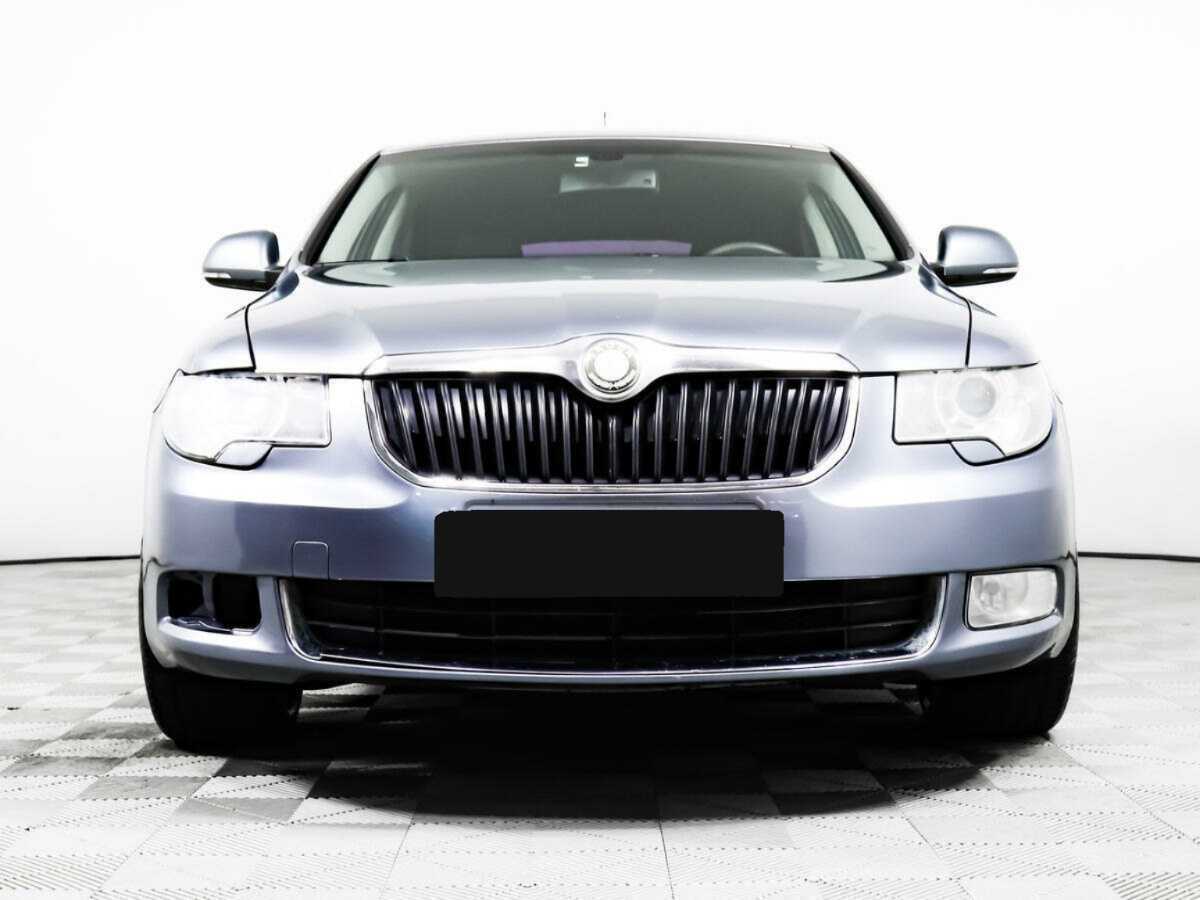 Skoda Superb с пробегом — 2008 год. Фото: #1