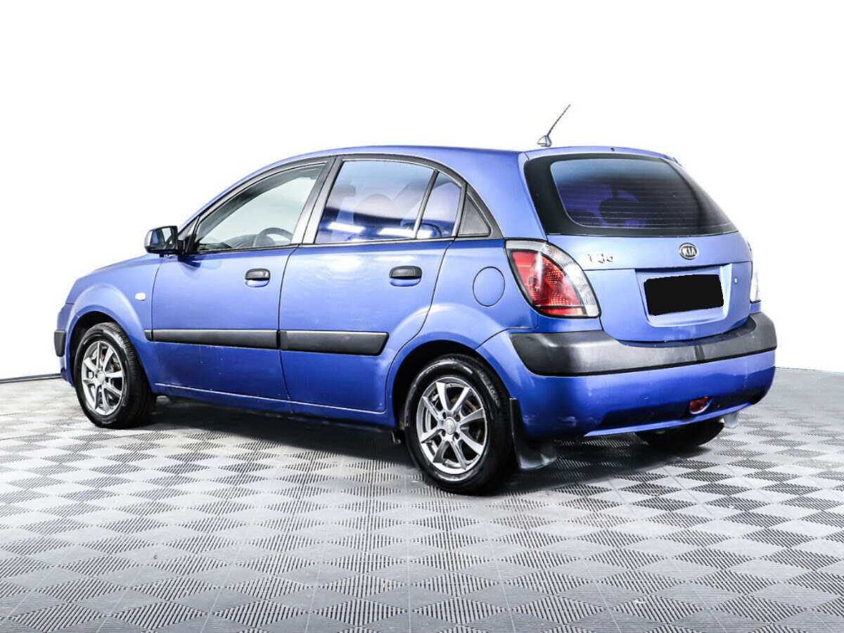 Kia Rio с пробегом — 2006 год. Фото: #6