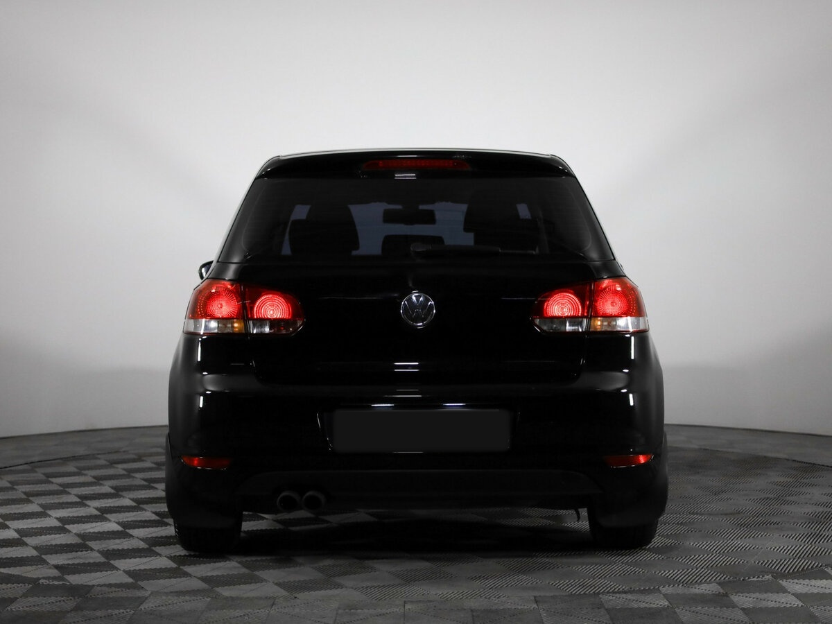 Volkswagen Golf с пробегом — 2012 год. Фото: #3