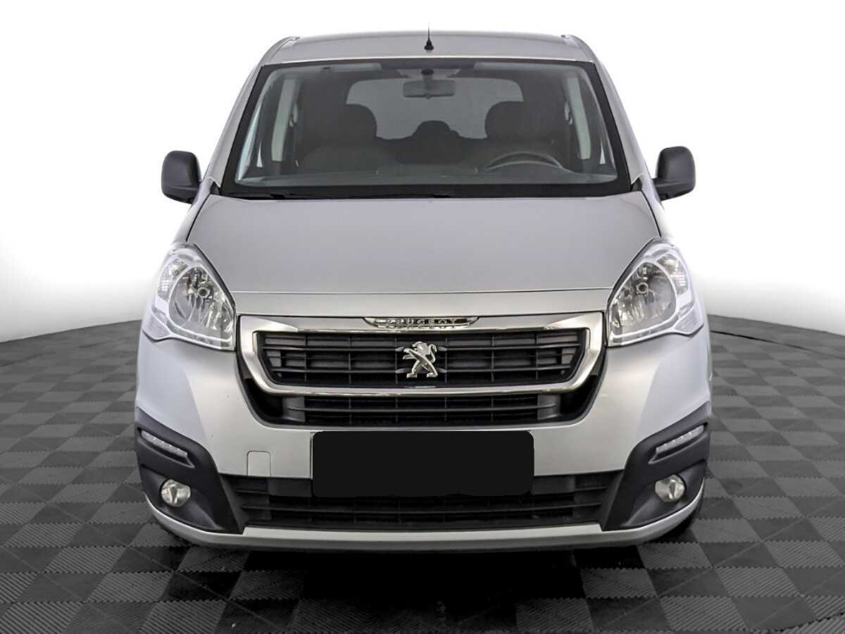 Peugeot Partner с пробегом — 2021 год. Фото: #1