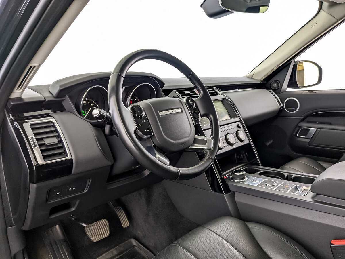 Land Rover Discovery с пробегом — 2020 год. Фото: #13