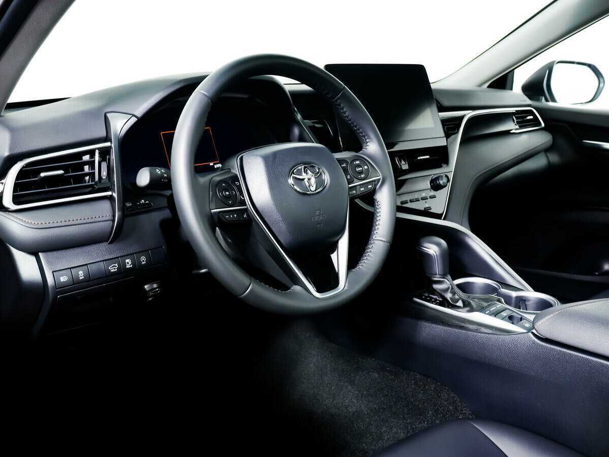 Toyota Camry с пробегом — 2022 год. Фото: #12
