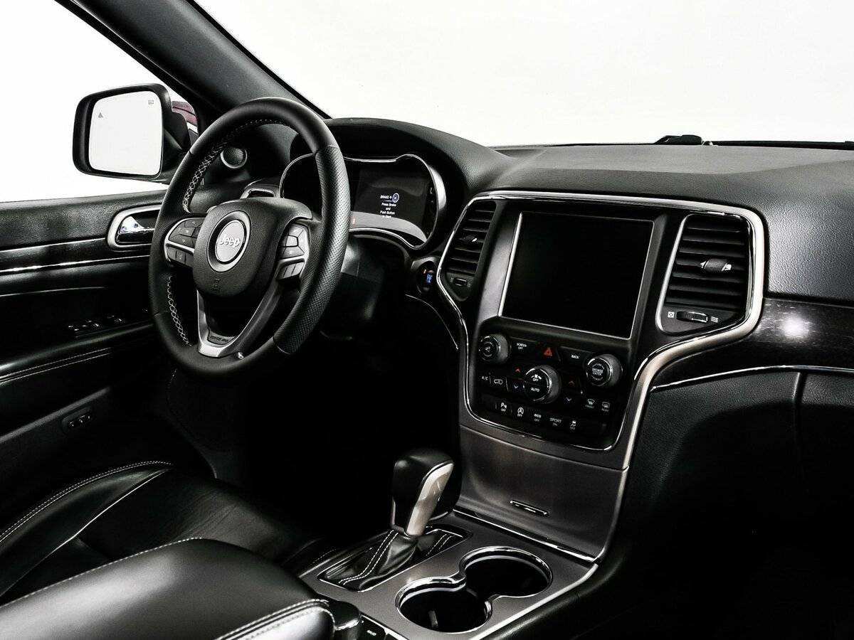 Jeep Grand Cherokee с пробегом — 2016 год. Фото: #8
