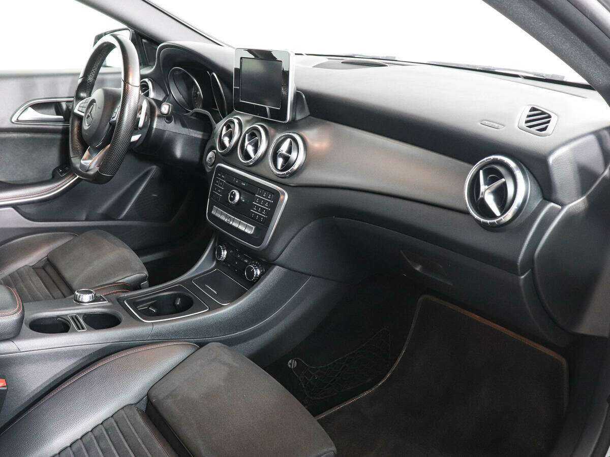 Mercedes-Benz CLA с пробегом — 2018 год. Фото: #9