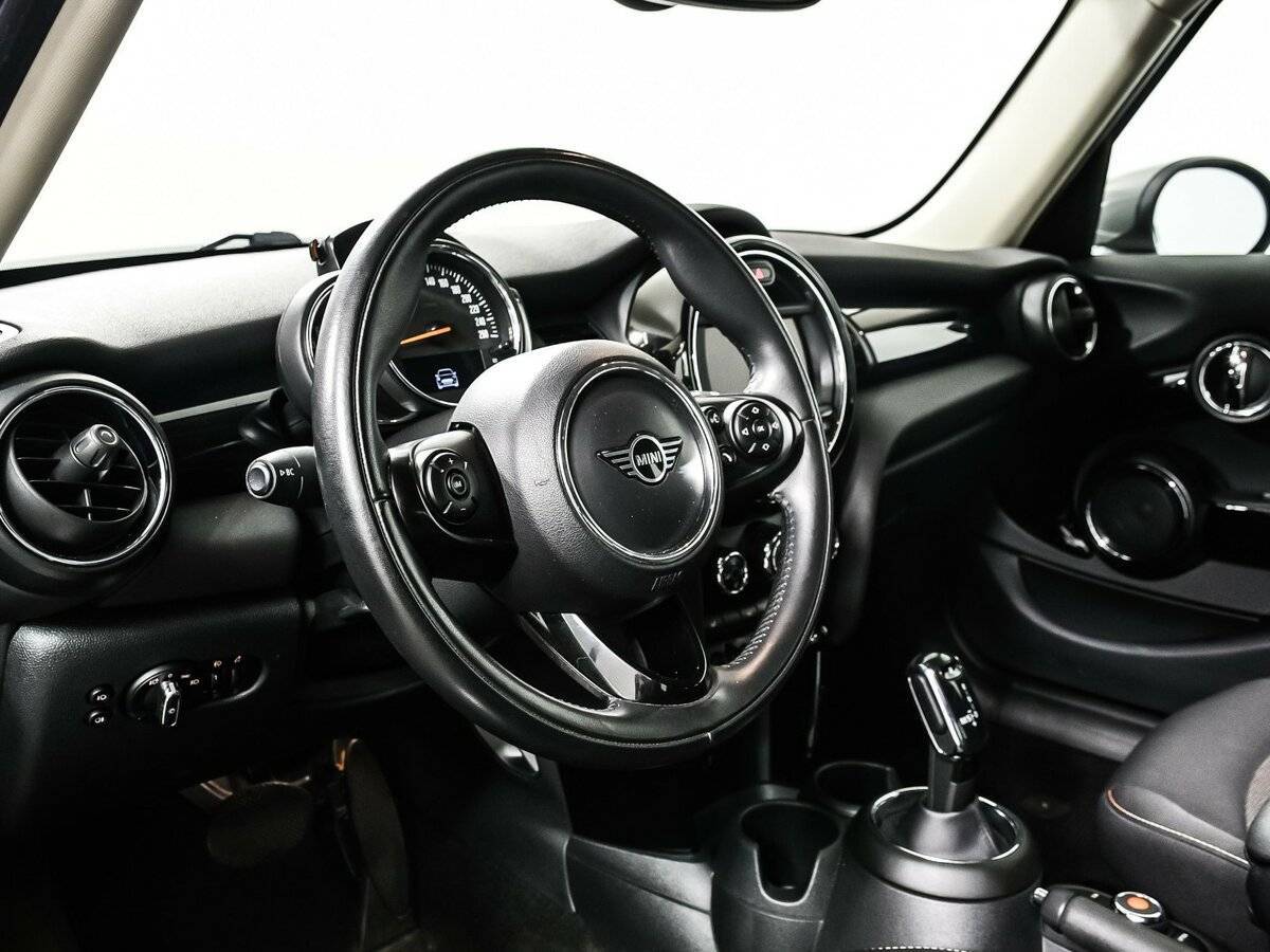 Mini Hatch с пробегом — 2020 год. Фото: #12