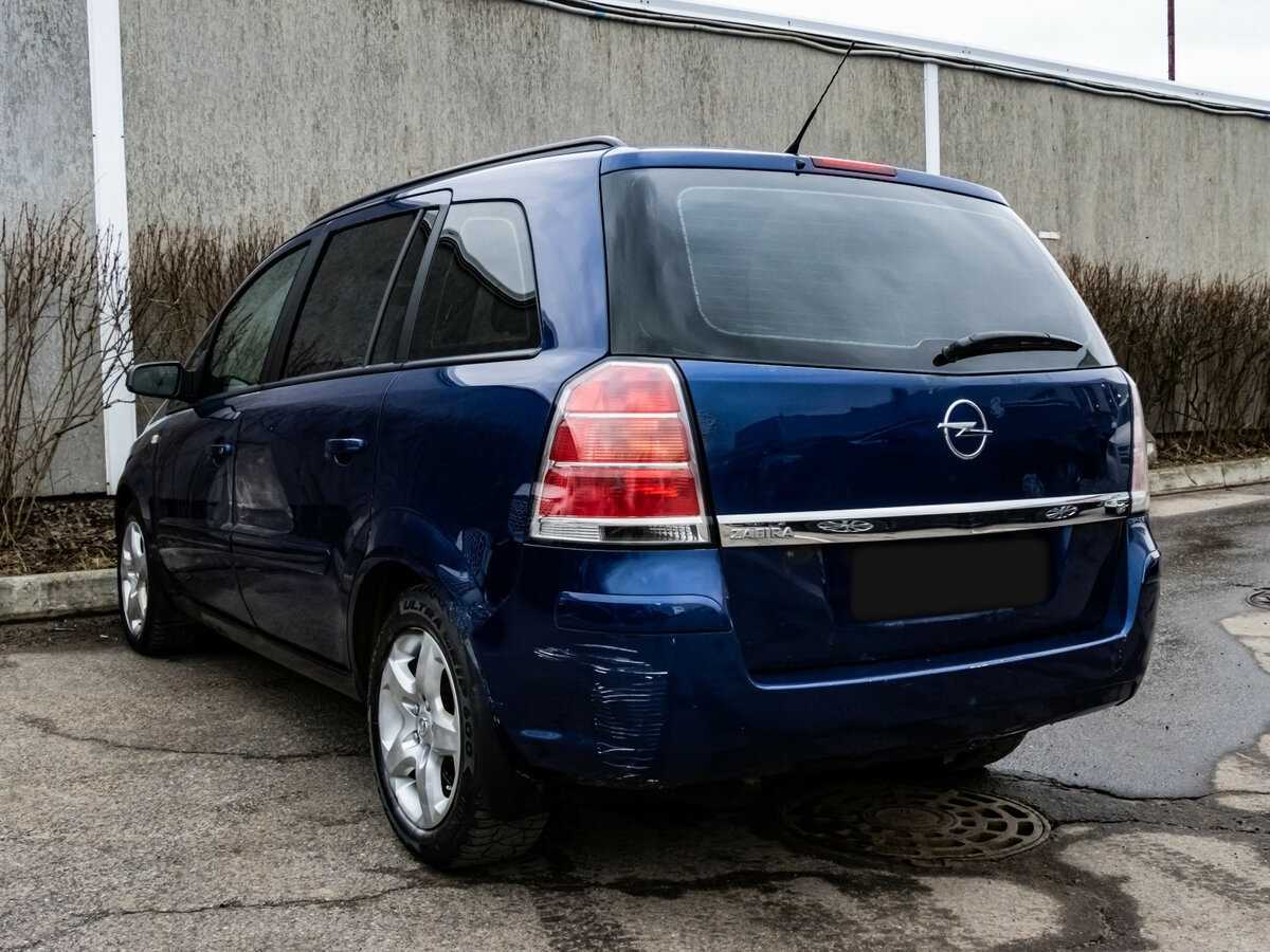 Opel Zafira с пробегом — 2007 год. Фото: #5