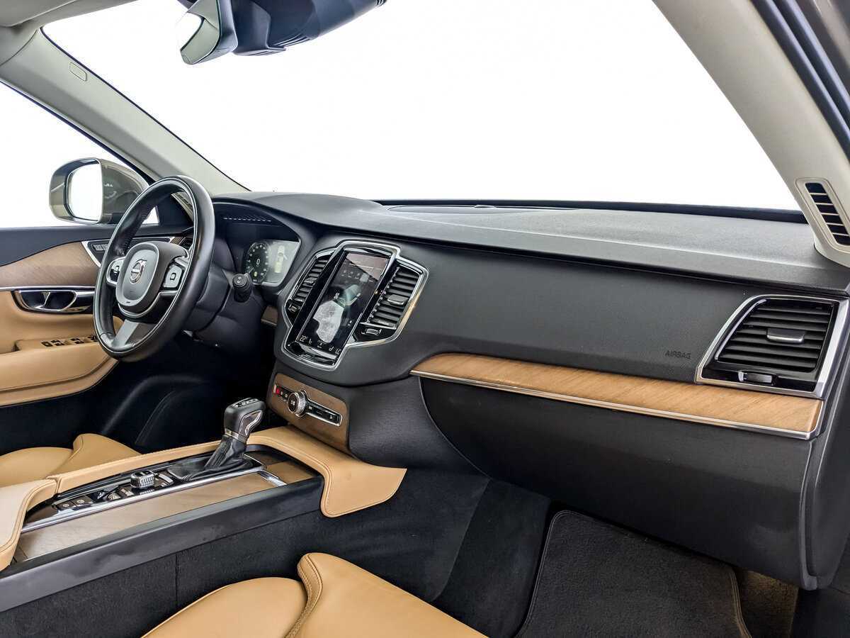 Volvo XC90 с пробегом — 2016 год. Фото: #8
