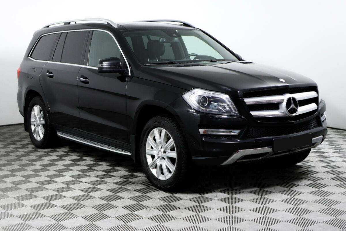 Mercedes-Benz GL-Класс с пробегом — 2014 год. Фото: #2
