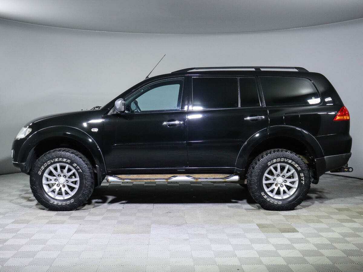 Mitsubishi Pajero Sport с пробегом — 2010 год. Фото: #6