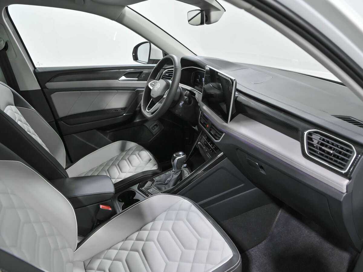 Volkswagen Tayron с пробегом — 2023 год. Фото: #6