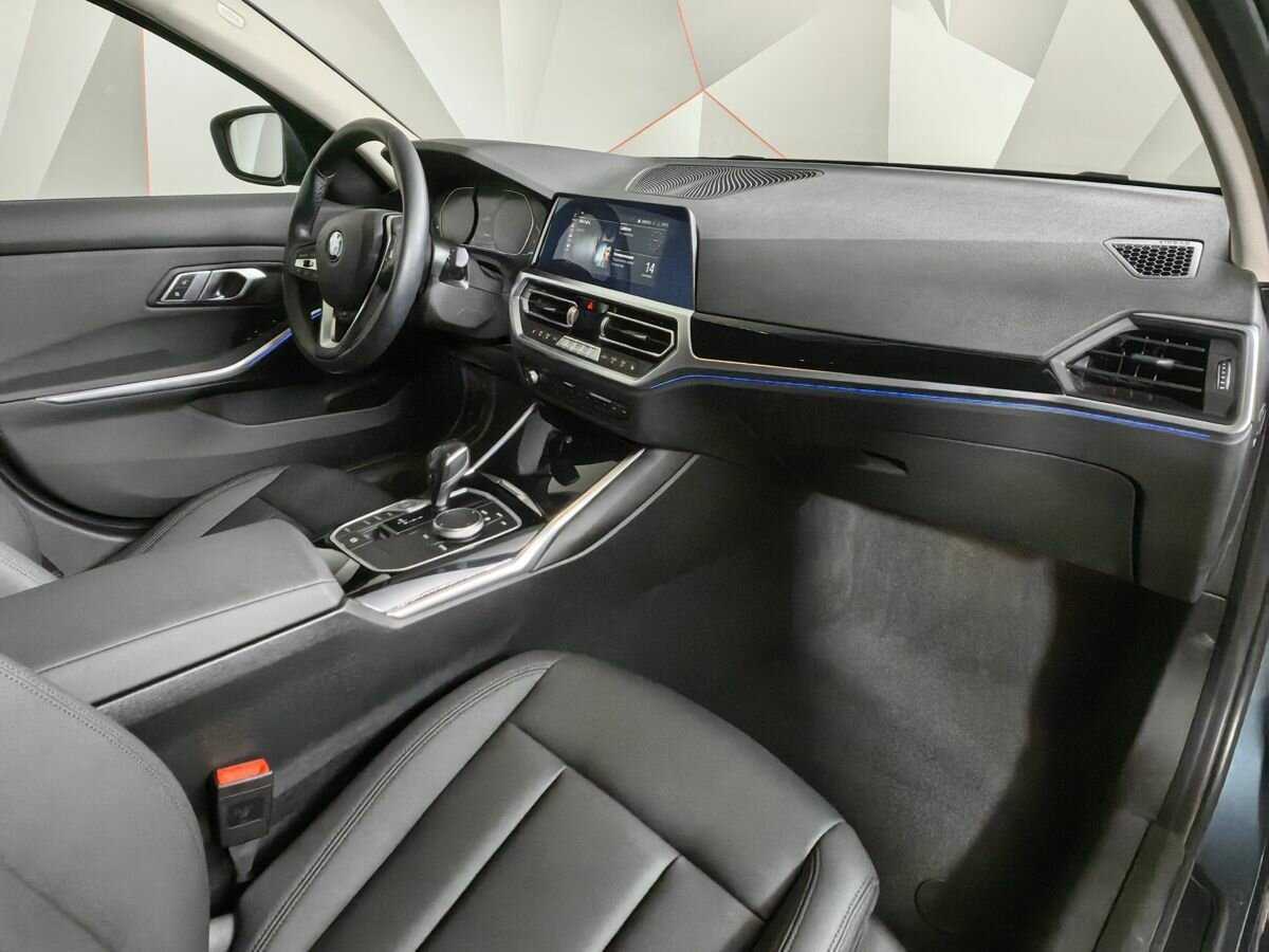 BMW 3 серии с пробегом — 2021 год. Фото: #7