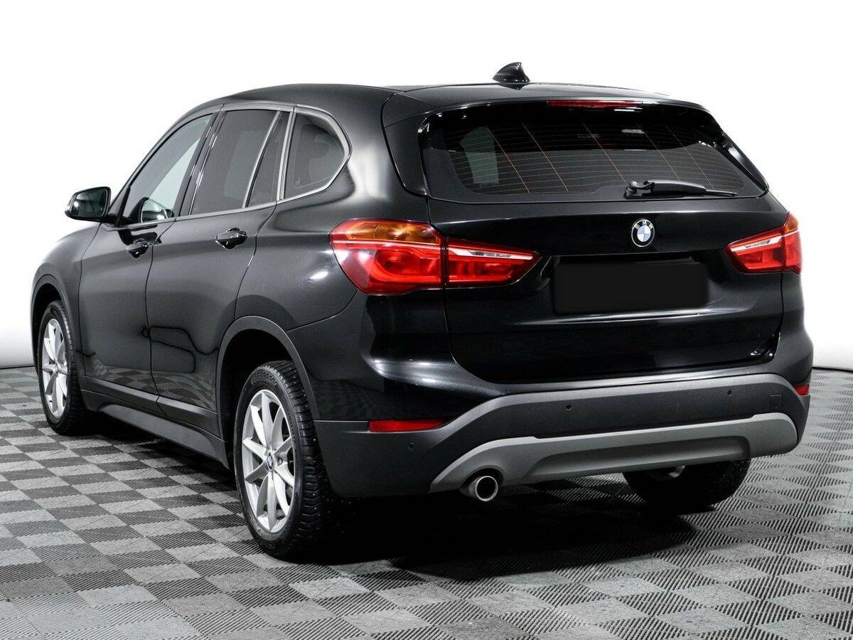 BMW X1 с пробегом — 2018 год. Фото: #6