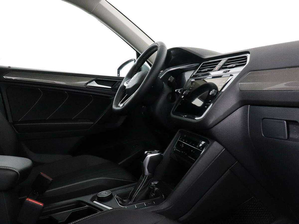Volkswagen Tiguan с пробегом — 2022 год. Фото: #5