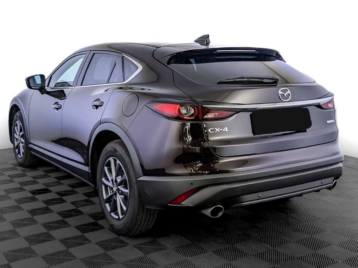 Mazda CX-4 с пробегом — 2023 год. Фото: #6