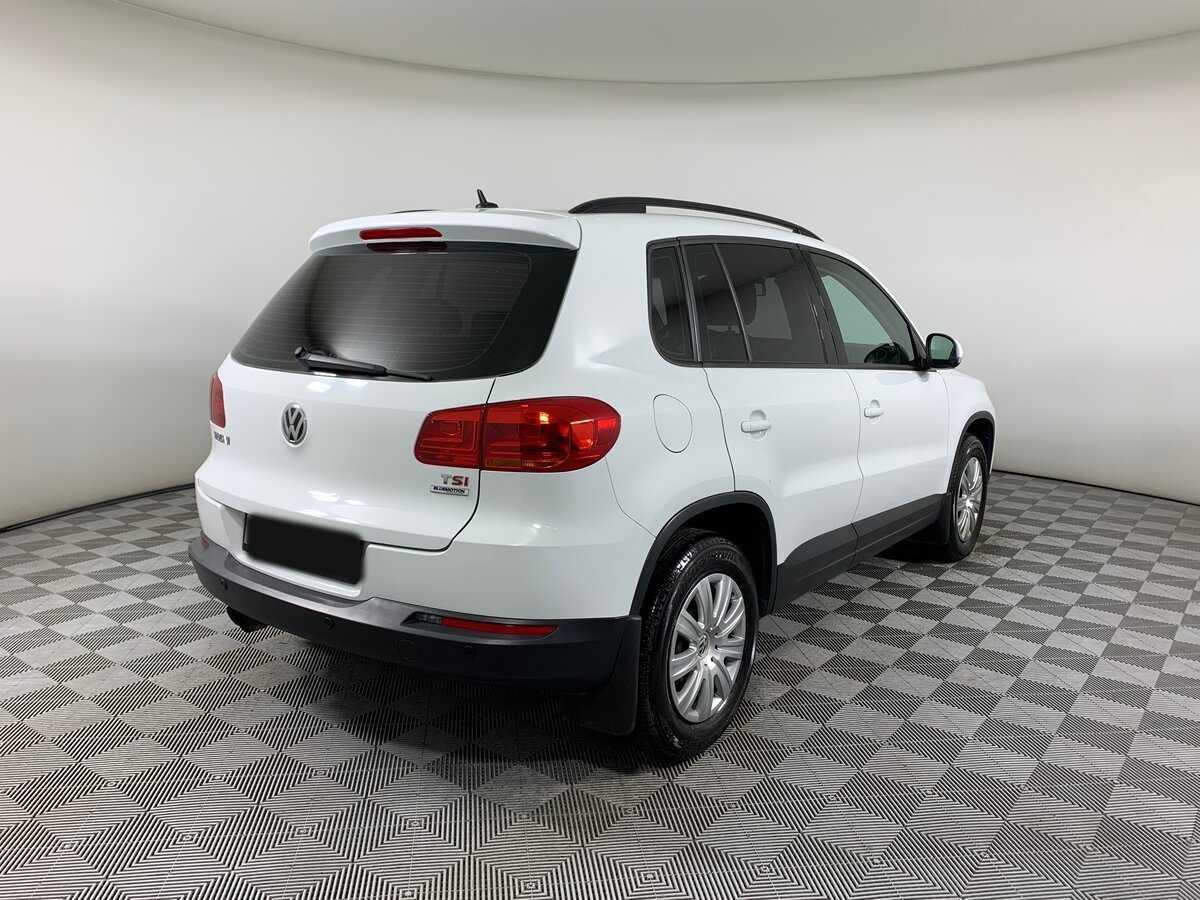 Volkswagen Tiguan с пробегом — 2015 год. Фото: #4