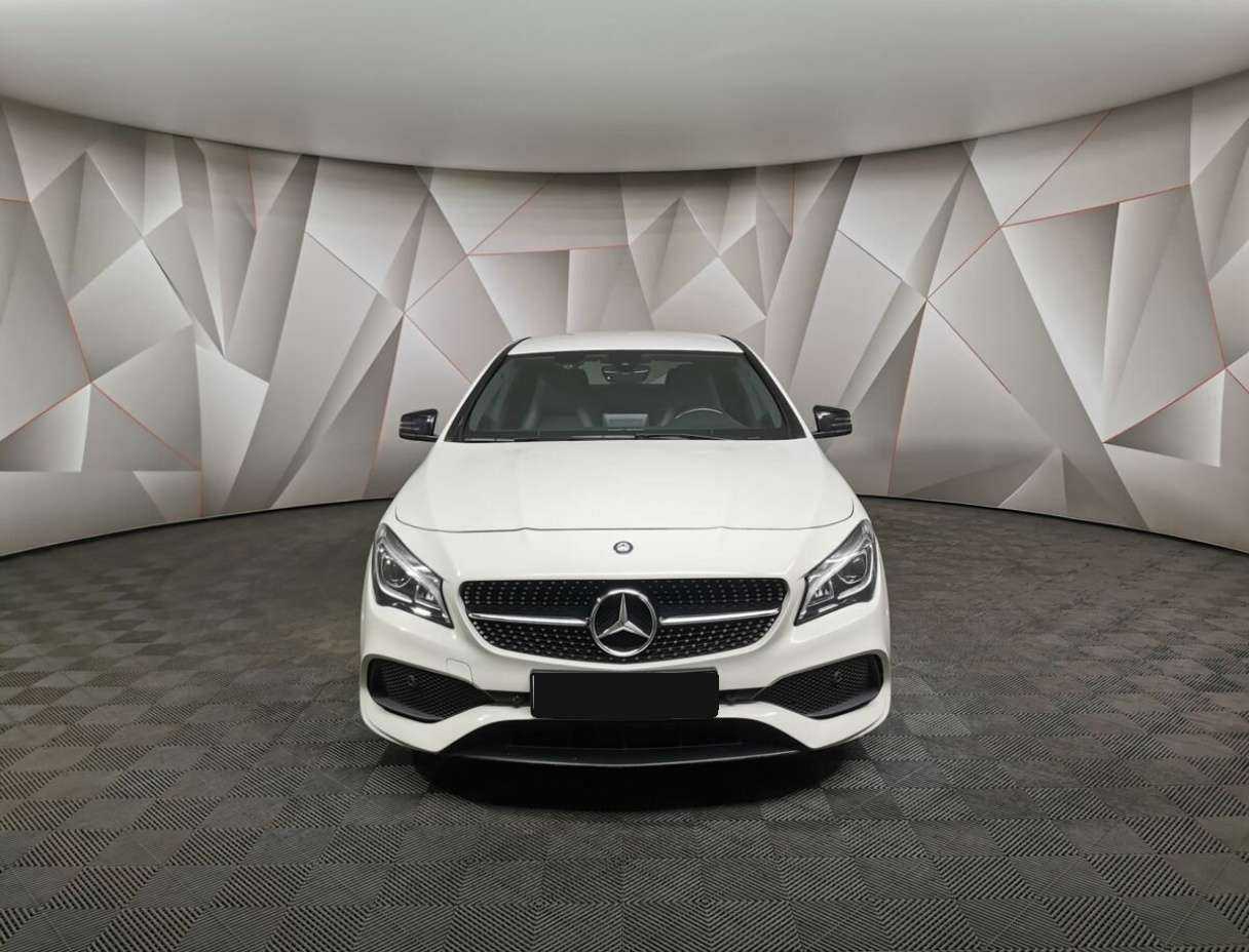 Mercedes-Benz CLA с пробегом — 2017 год. Фото: #6