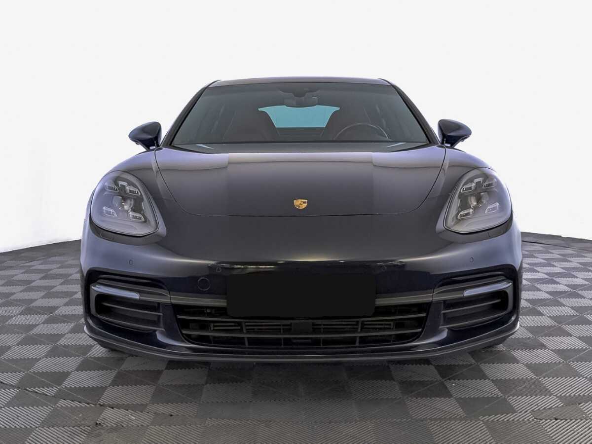 Porsche Panamera с пробегом — 2019 год. Фото: #1
