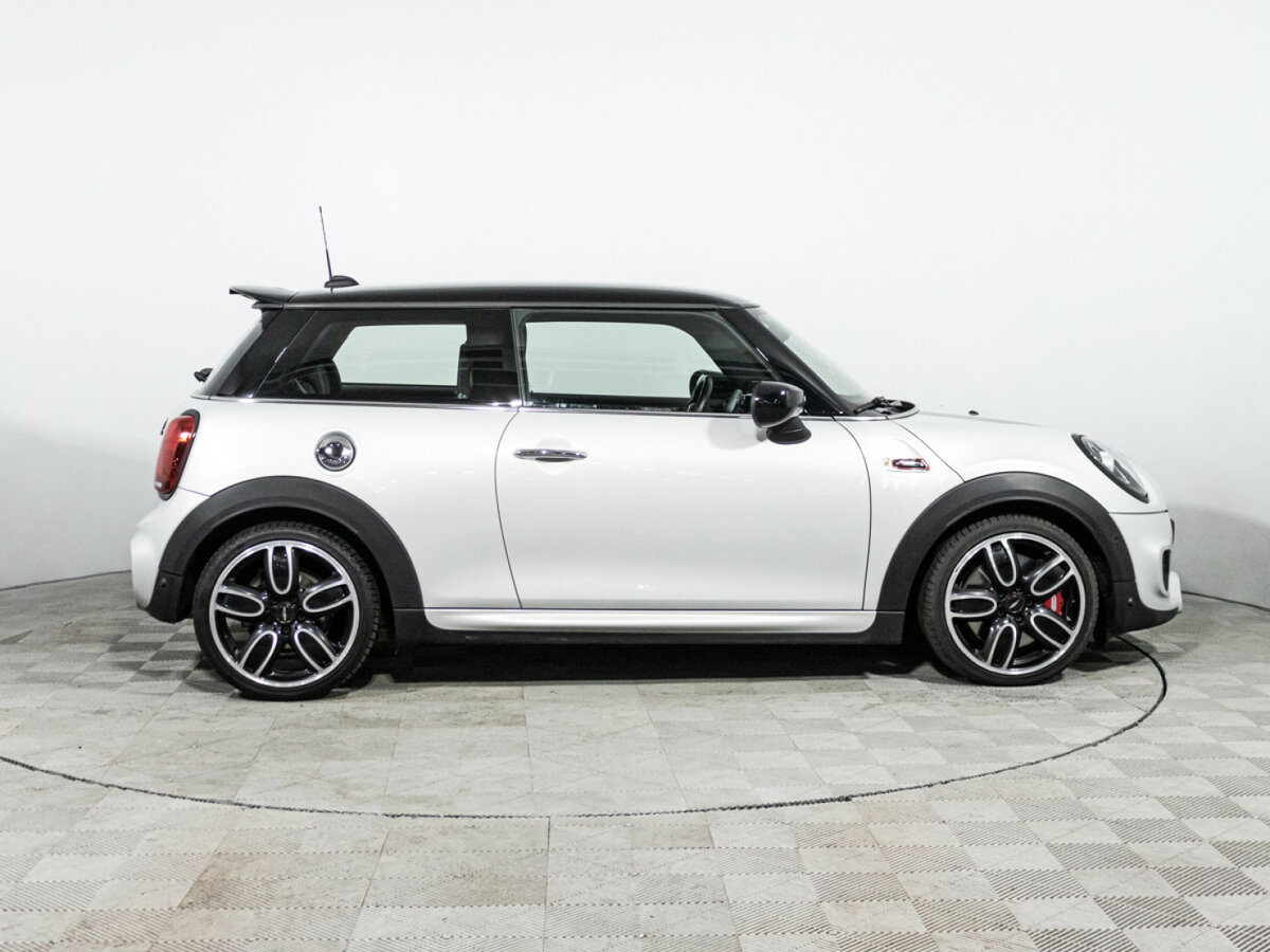 Mini Hatch с пробегом — 2020 год. Фото: #3