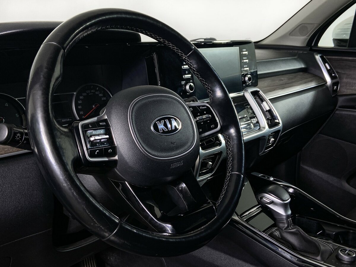 Kia Sorento с пробегом — 2020 год. Фото: #12