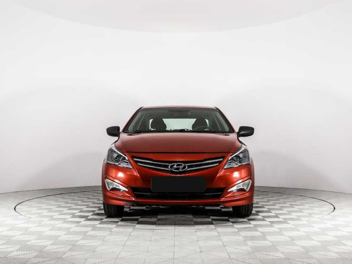 Hyundai Solaris с пробегом — 2016 год. Фото: #1