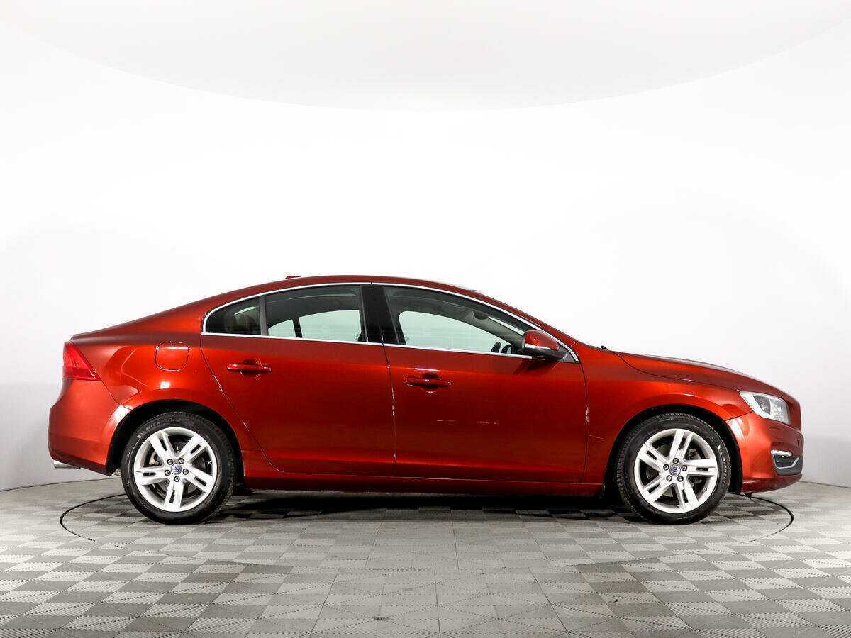 Volvo S60 с пробегом — 2014 год. Фото: #3