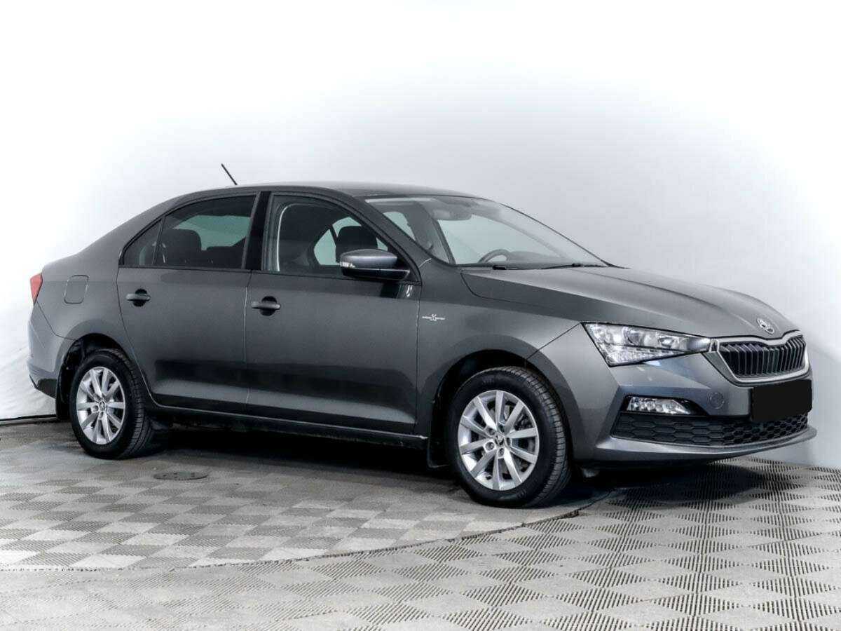 Skoda Rapid с пробегом — 2021 год. Фото: #2