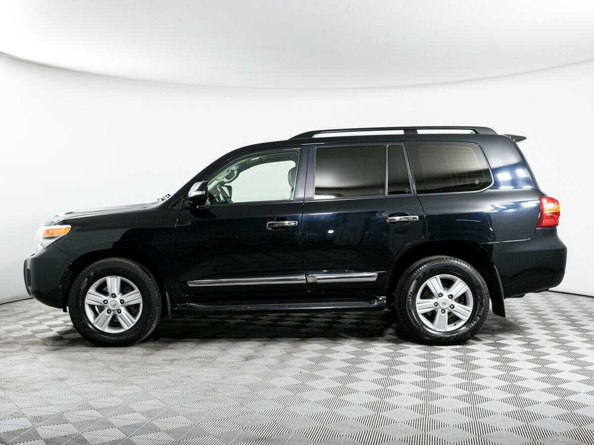 Toyota Land Cruiser с пробегом — 2013 год. Фото: #7