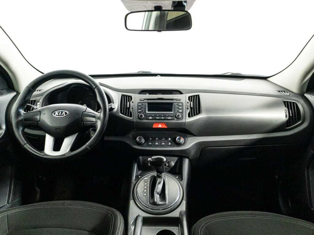 Kia Sportage с пробегом — 2010 год. Фото: #12