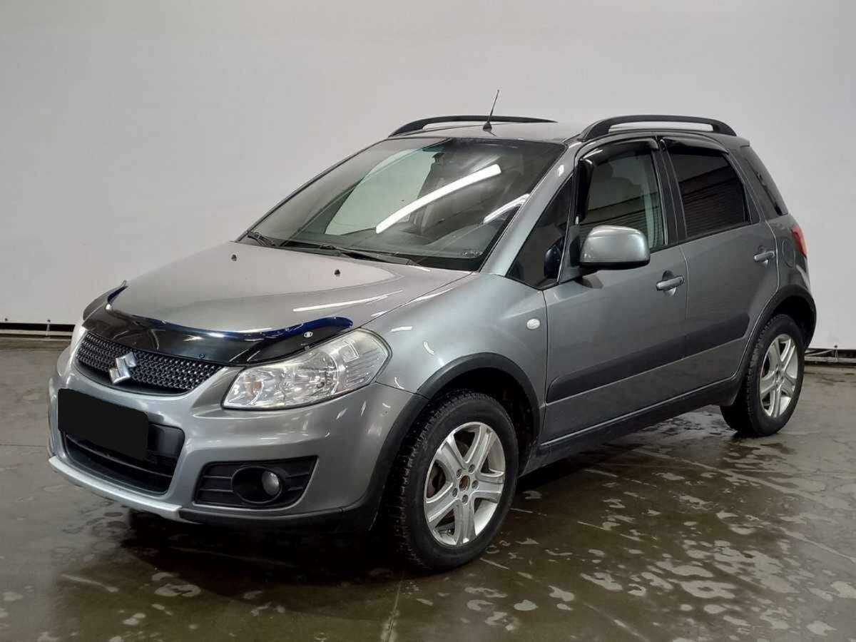 Suzuki SX4 с пробегом — 2010 год. Посмотреть фото