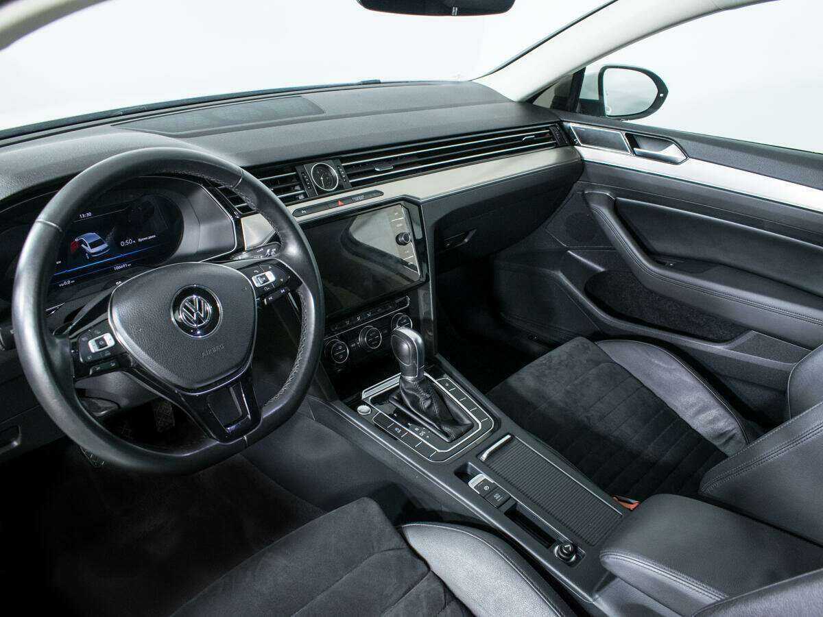 Volkswagen Passat с пробегом — 2017 год. Фото: #11