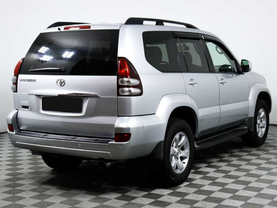 Toyota Land Cruiser Prado с пробегом — 2007 год. Фото: #4