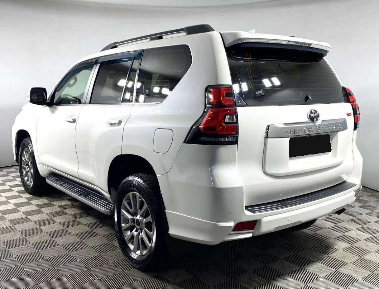 Toyota Land Cruiser Prado с пробегом — 2020 год. Фото: #6