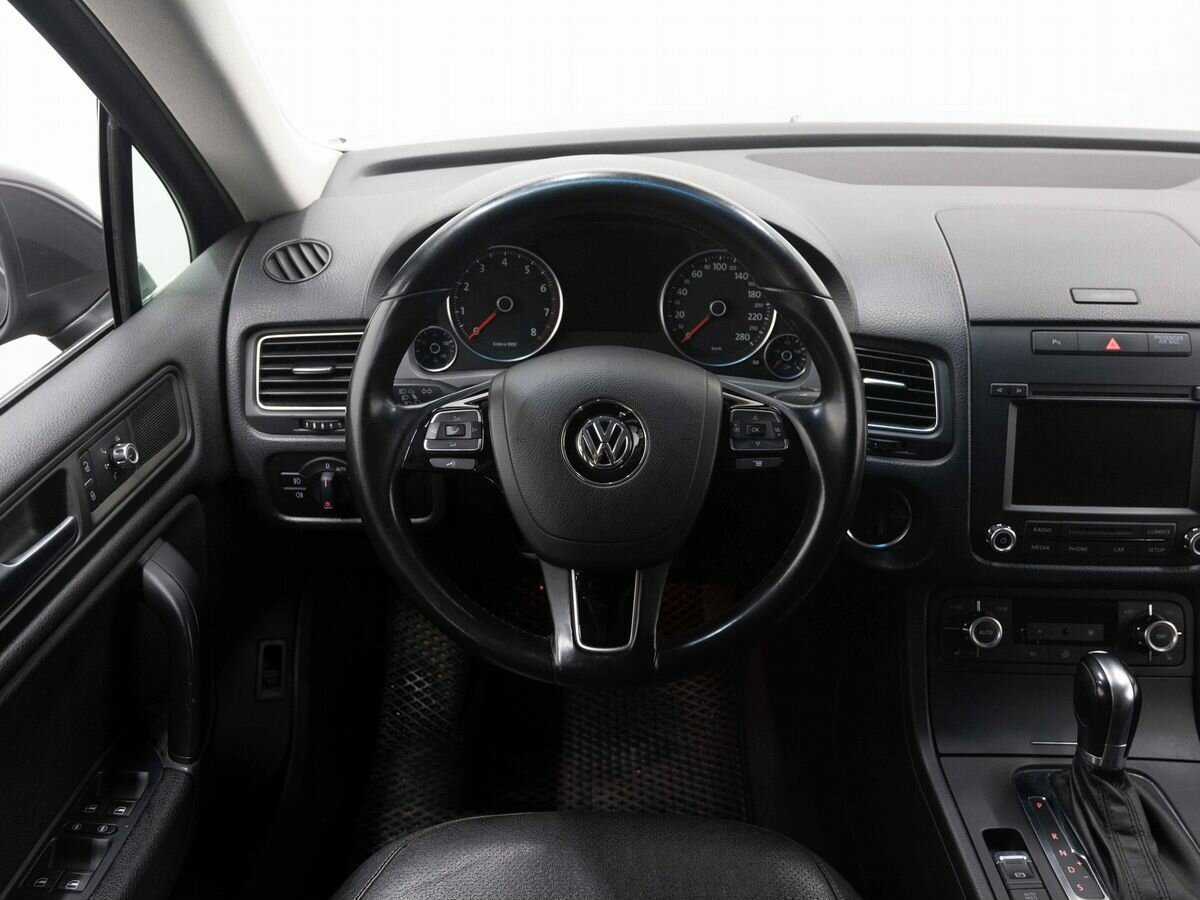 Volkswagen Touareg с пробегом — 2011 год. Фото: #15