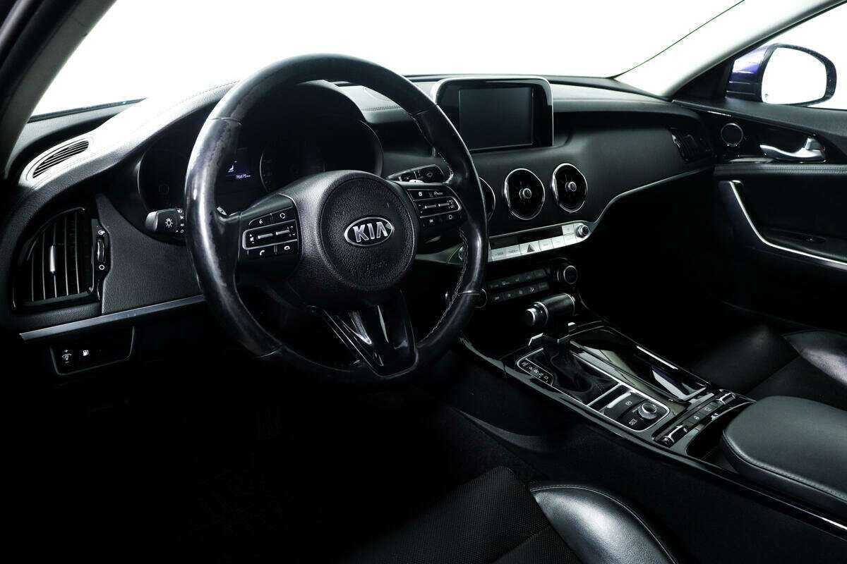 Kia Stinger с пробегом — 2019 год. Фото: #12
